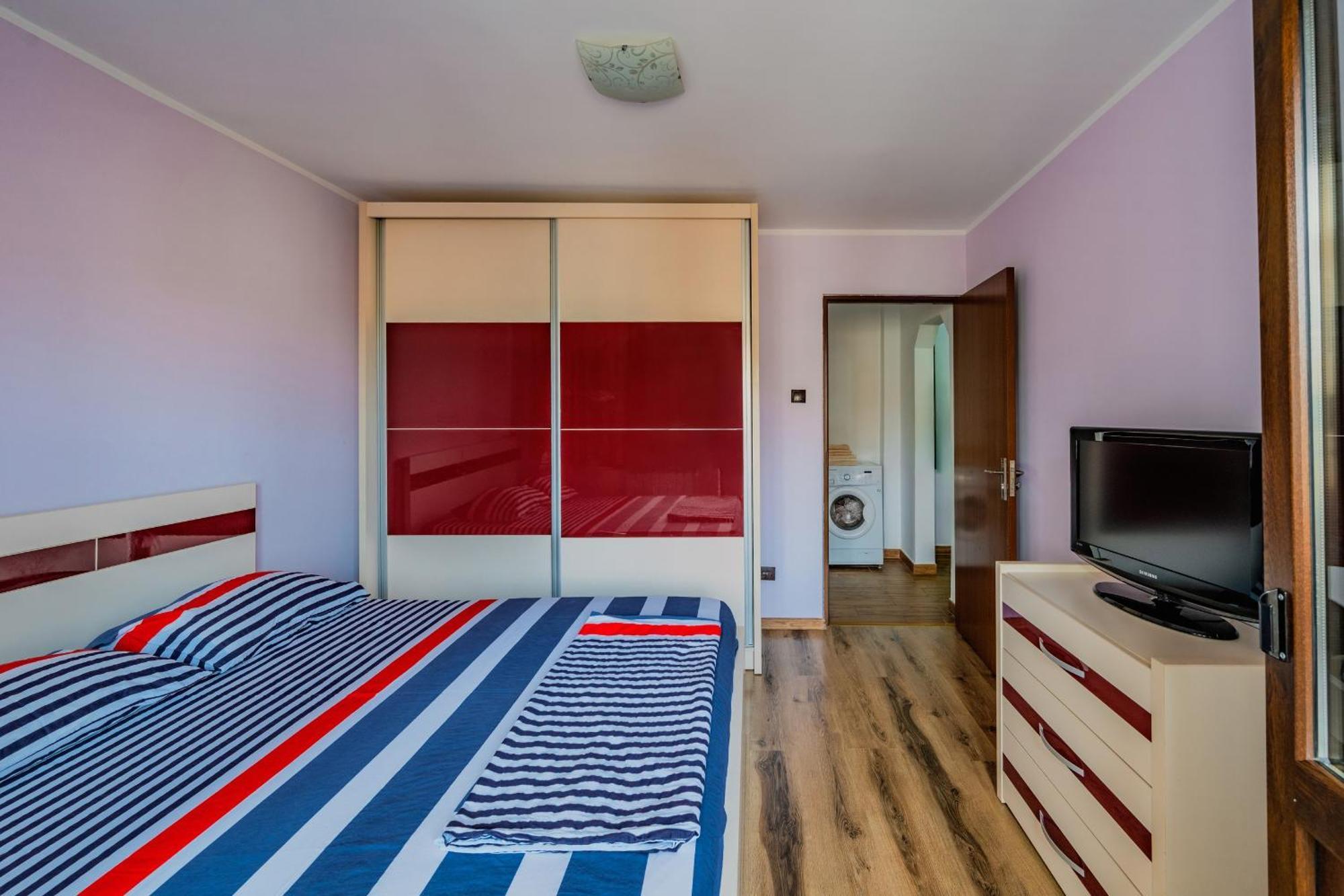 M Apartment Aproape De Plaja มันกาเลีย ภายนอก รูปภาพ